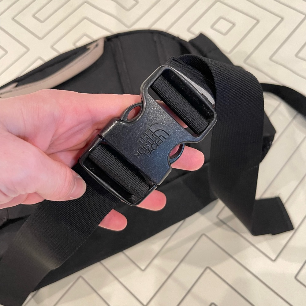 The North Face Waist Belt Bag - Picture 6 of 10